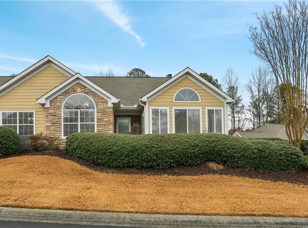 2191 Rockbridge Road, Stone Mountain, GA 30087