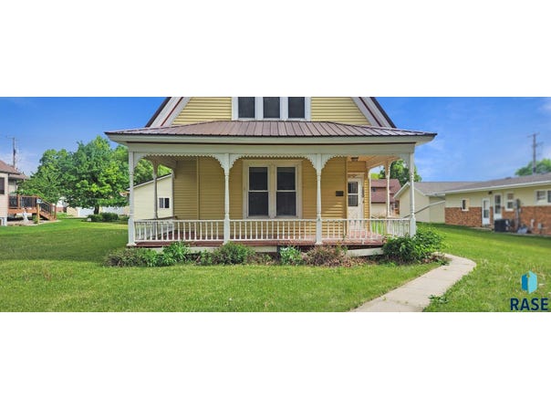 120 Main St, Scotland, SD 57059