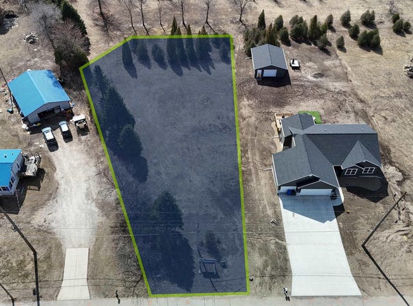 Lot 5 Lafayette Road, Evansdale, IA 50707