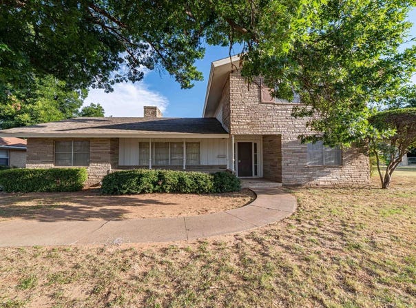 2727 Yamparika Street, Vernon, TX 76384
