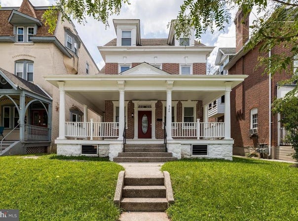 924 W MAIN STREET, NORRISTOWN, PA 19401