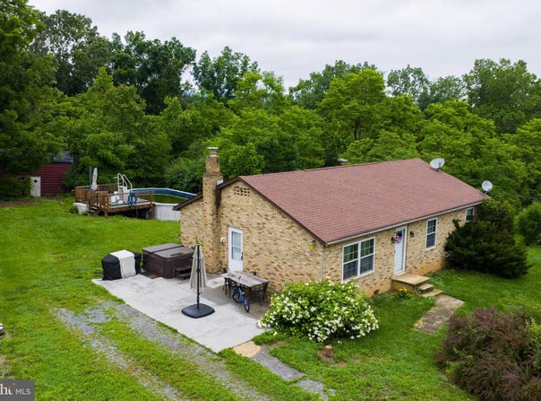 140 DUCK RUN LANE, STAR TANNERY, VA 22654