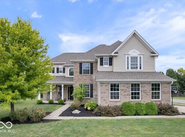 16201 Dandborn Drive, Westfield, IN 46074