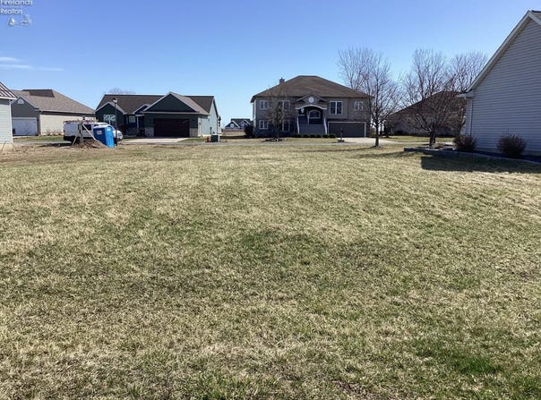 2790 S Amherst, Port Clinton, OH 43452-2200