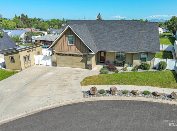 201 E South 10th Street, Grangeville, ID 83530