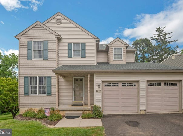 1049 RYANS CIRCLE, GLENSIDE, PA 19038