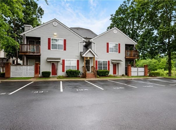 802 Horizon Lane, Newport News, VA 23602