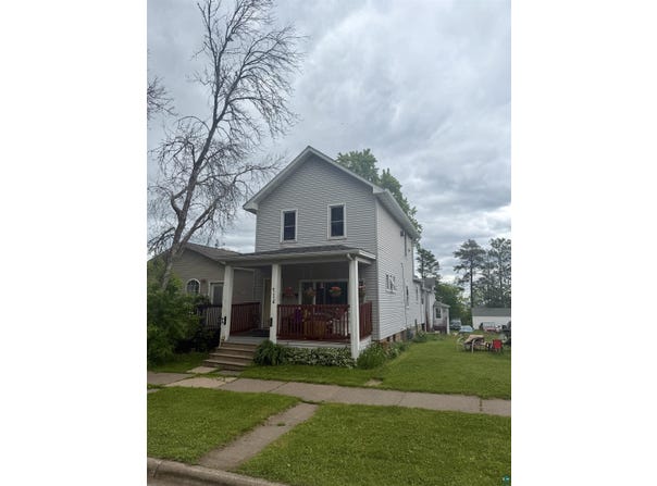 714 E 6th St, Duluth, MN 55805