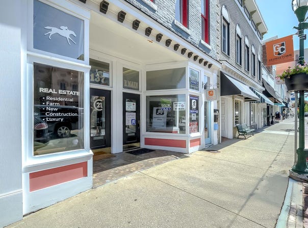 137 East Main Street, Georgetown, KY 40324