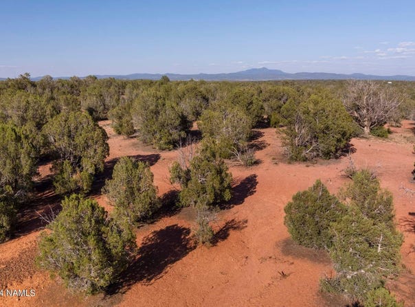 W Conwayden Road, Ash Fork, AZ 86320