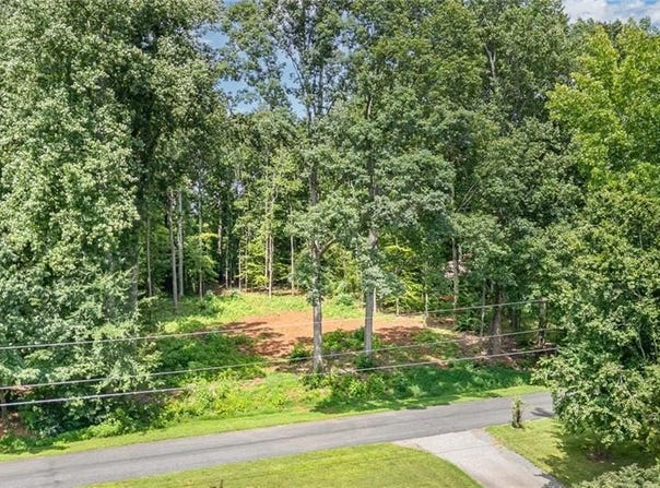 171 Lakeview Drive, Mocksville, NC 27028