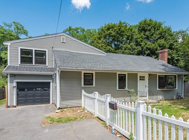 483 Liberty St, Braintree, MA 02184