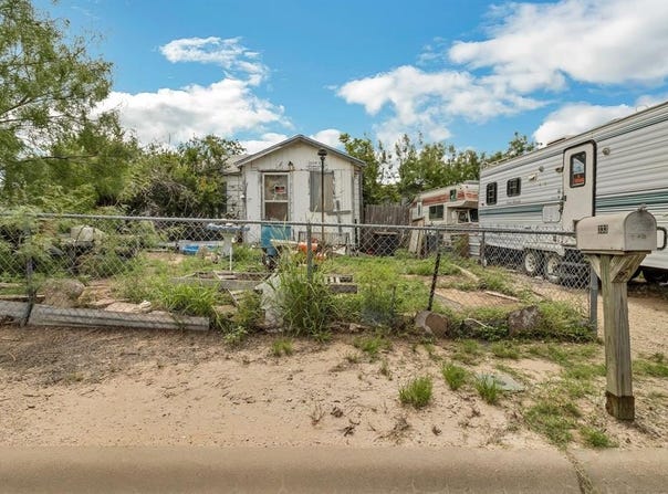 333 W 8th Street, San Angelo, TX 76903