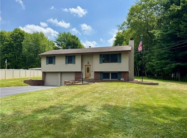 3438 Warren Meadville Road, Cortland, OH 44410