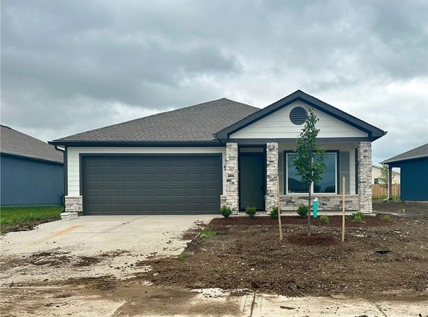 567 W Fountain Street, Gardner, KS 66030