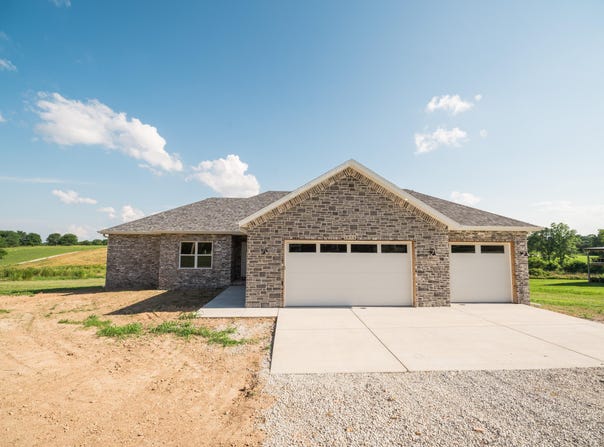 2654 Silver Lake Road, Billings, MO 65610