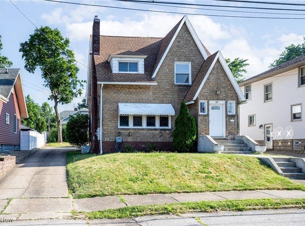 289-289 1/2 E Baird Avenue, Barberton, OH 44203