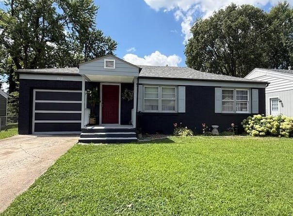 212 W Lindberg Street, Springfield, MO 65807