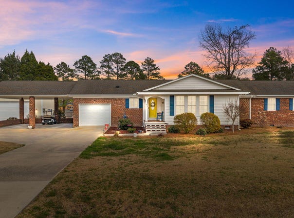 16 Port Side Lane, Belhaven, NC 27810