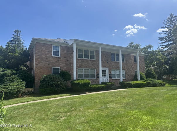 568 Delaware Avenue, Bethlehem, NY 12054
