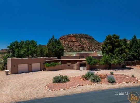 199 N Gunsmoke Pass, Kanab, UT 84741