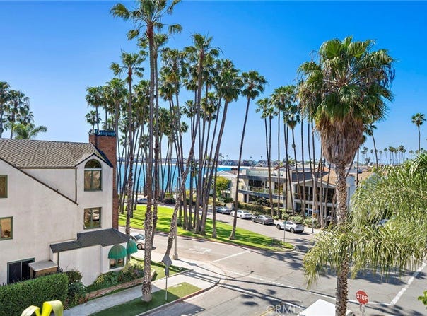 5959 E Naples Plaza, Long Beach, CA 90803
