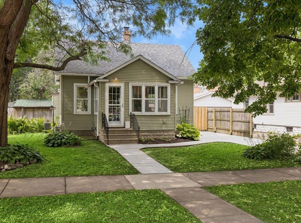 299 Sidney Street W, Saint Paul, MN 55107