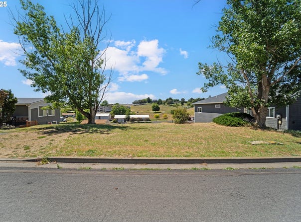 421 NW 22ND ST, Pendleton, OR 97801
