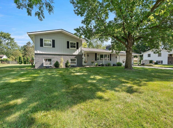 6027 Midwood Drive, Fort Wayne, IN 46835