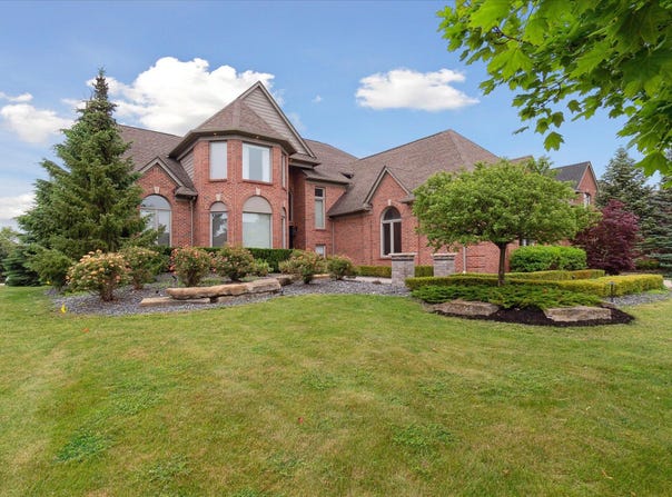 46746 Merion Circle, Northville, MI 48168