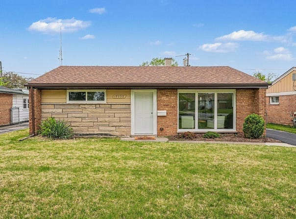 17332 Lorenz Avenue, Lansing, IL 60438