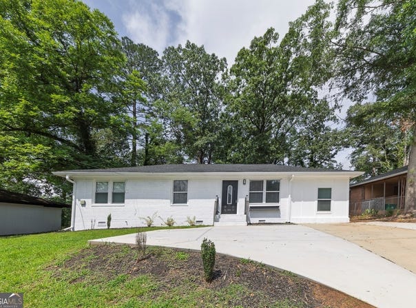 2899 Gresham, Atlanta, GA 30316