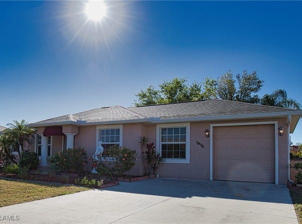 1675 Blue Lake Circle, Punta Gorda, FL 33983