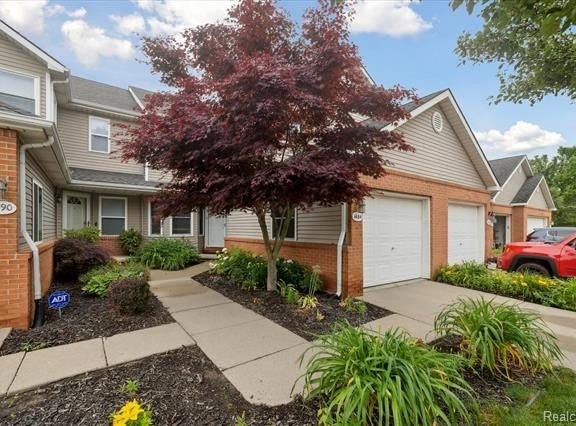 1484 Steeplechase Court, Howell, MI 48843