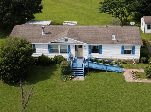 656 ROBERTSON Rd, Mason, TN 38049