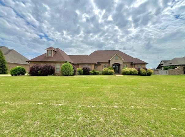 945 Morning Glory, Tupelo, MS 38801
