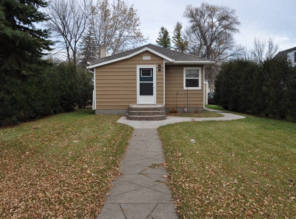 1207 Lenham SE Ave, Cooperstown, ND 58425