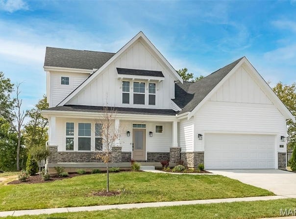 157 Cardow Drive, O'Fallon, MO 63368