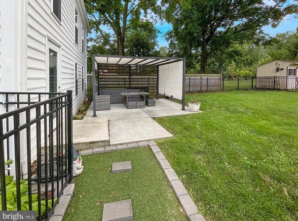 1 COLD SPRINGS ROAD, DILLSBURG, PA 17019