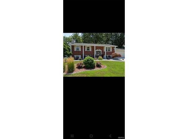 310 Capri Drive, O'Fallon, MO 63366