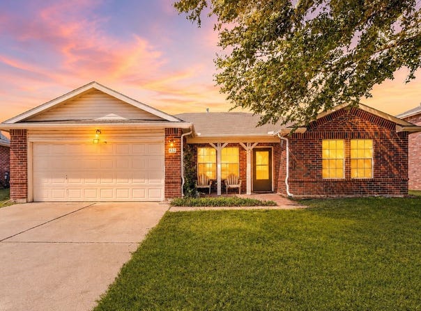 632 Partridge Drive, Saginaw, TX 76131