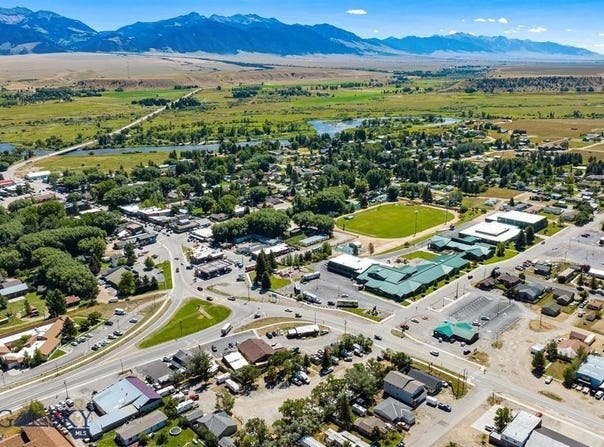 300 W Main Street, Ennis, MT 59729