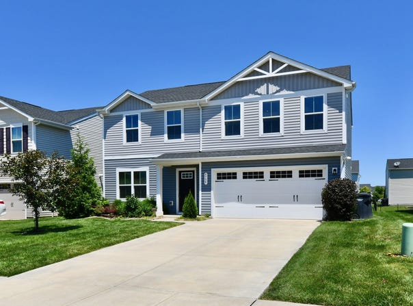 9739 Oak Grove Drive, Pendleton, IN 46064