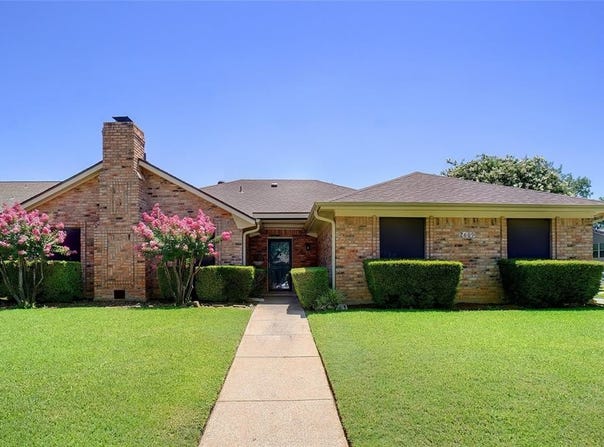 2609 Talisman Court, Bedford, TX 76021