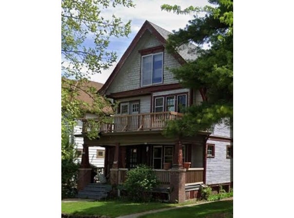 2660 N 45th St, Milwaukee, WI 53210
