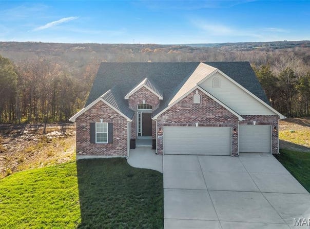 1896 W Main Street, Festus, MO 63028