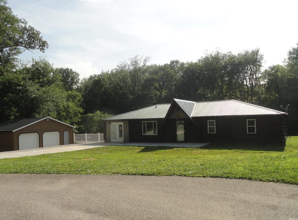 2282 S Chris Drive, Rockport, IN 47635