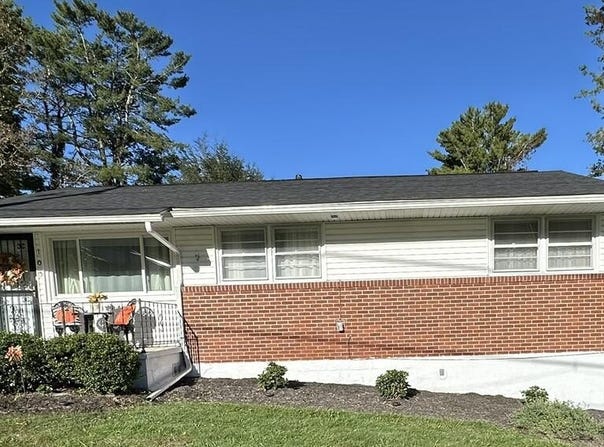 105 Holliday Drive, BECKLEY, WV 25801