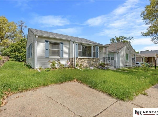 322 E 1ST Street, Wahoo, NE 68066