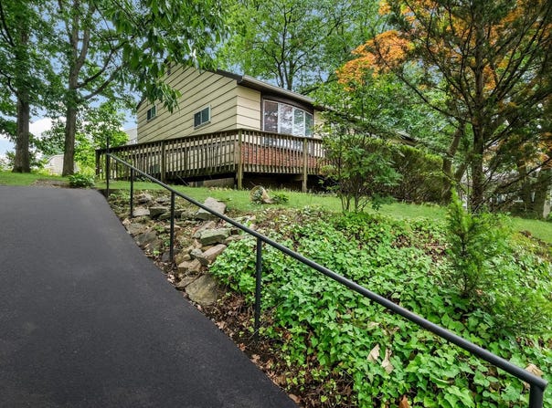 401 CHURCH STREET, WILLOW GROVE, PA 19090